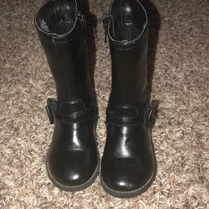 CP toddler girl black boots